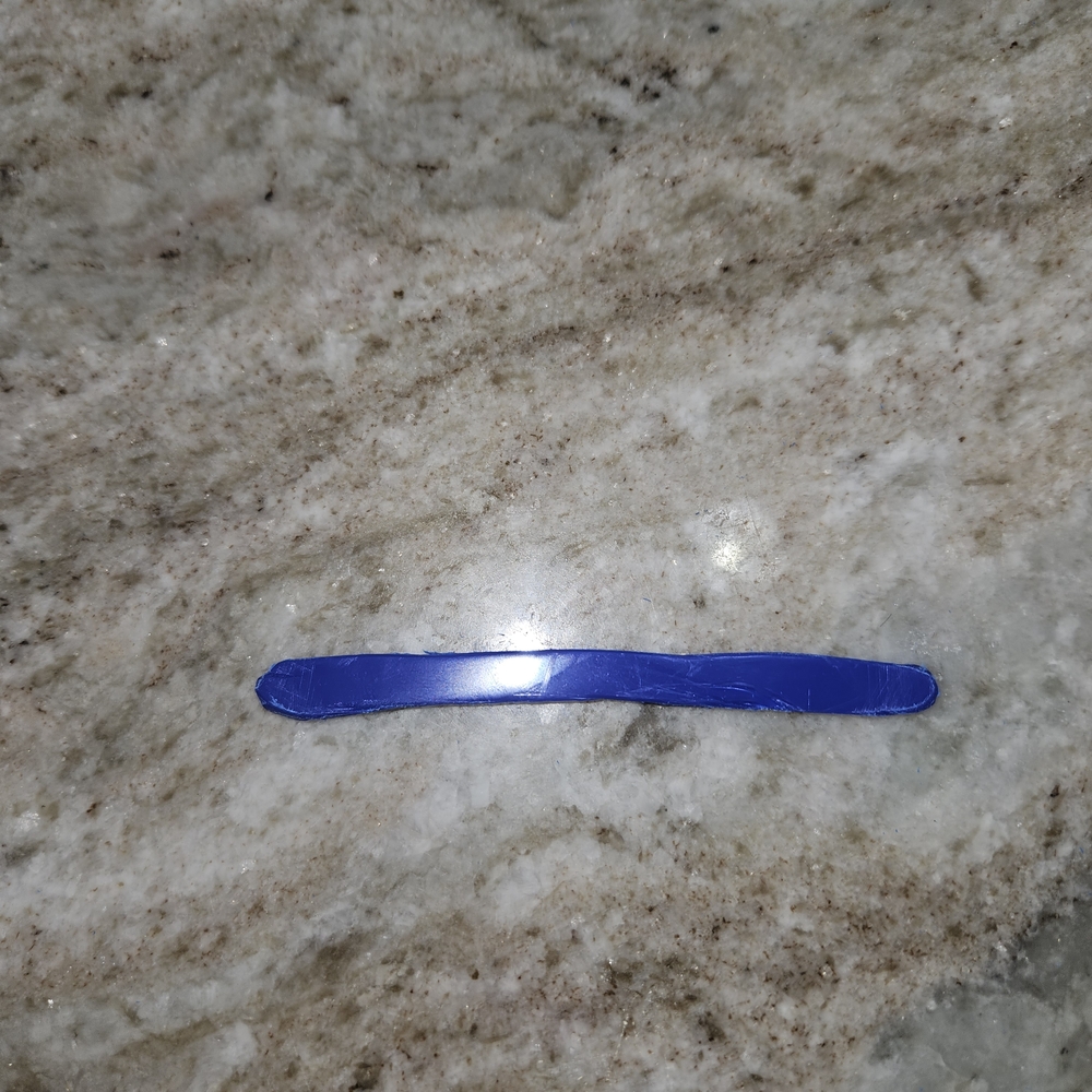 Handcrafted tool for lip plumping